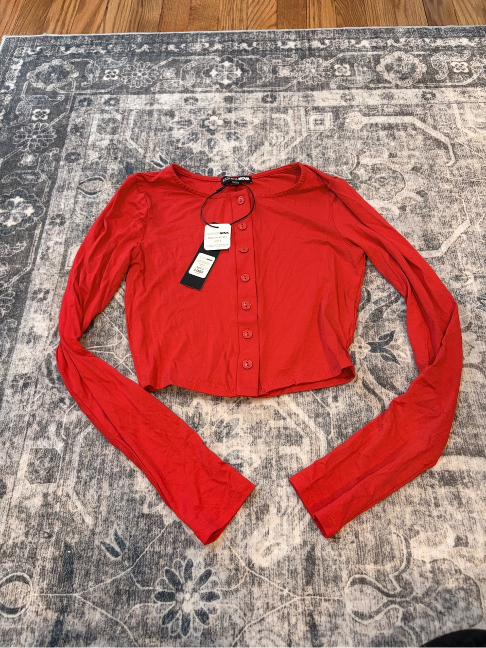 Fashion Nova Red Button-Front Long Sleeve Crop Top